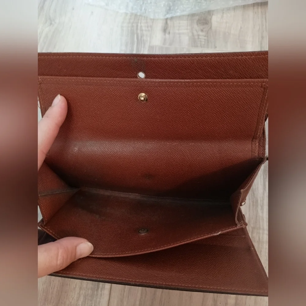 Louis Vuitton Monogram Porte Tresor International Trifold Long Wallet - Picture 9 of 12